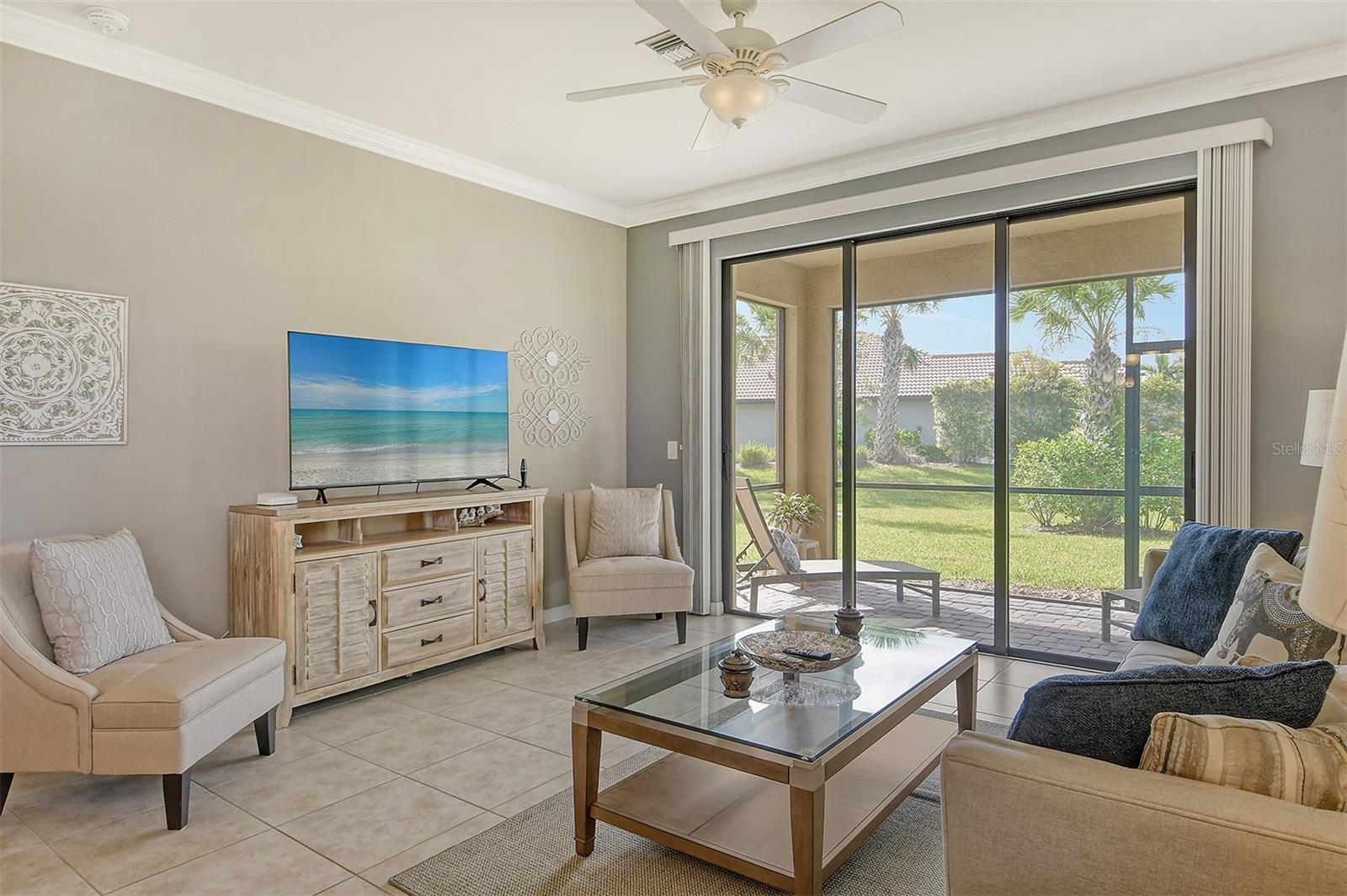 DEL WEBB PH I-B SUBPHASES D & F - Residential Lease