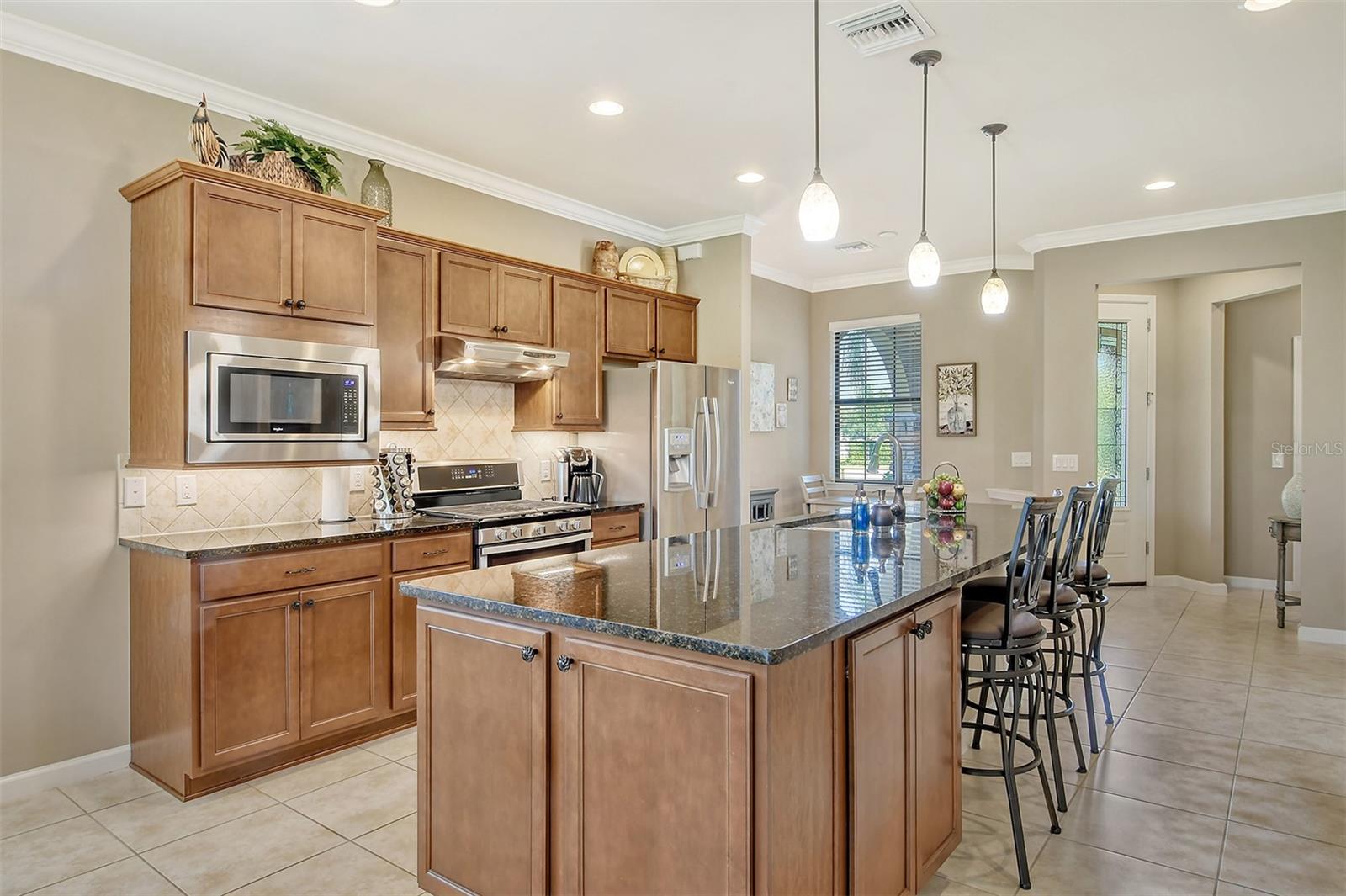 DEL WEBB PH I-B SUBPHASES D & F - Residential Lease