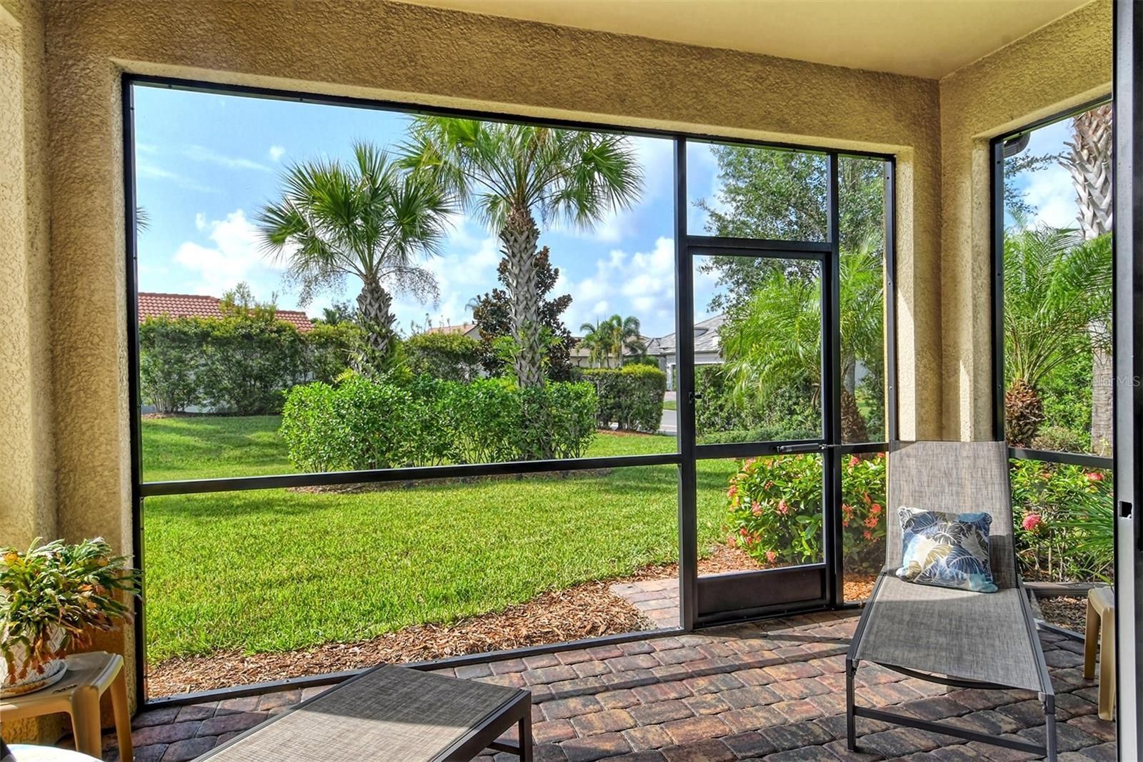 DEL WEBB PH I-B SUBPHASES D & F - Residential Lease