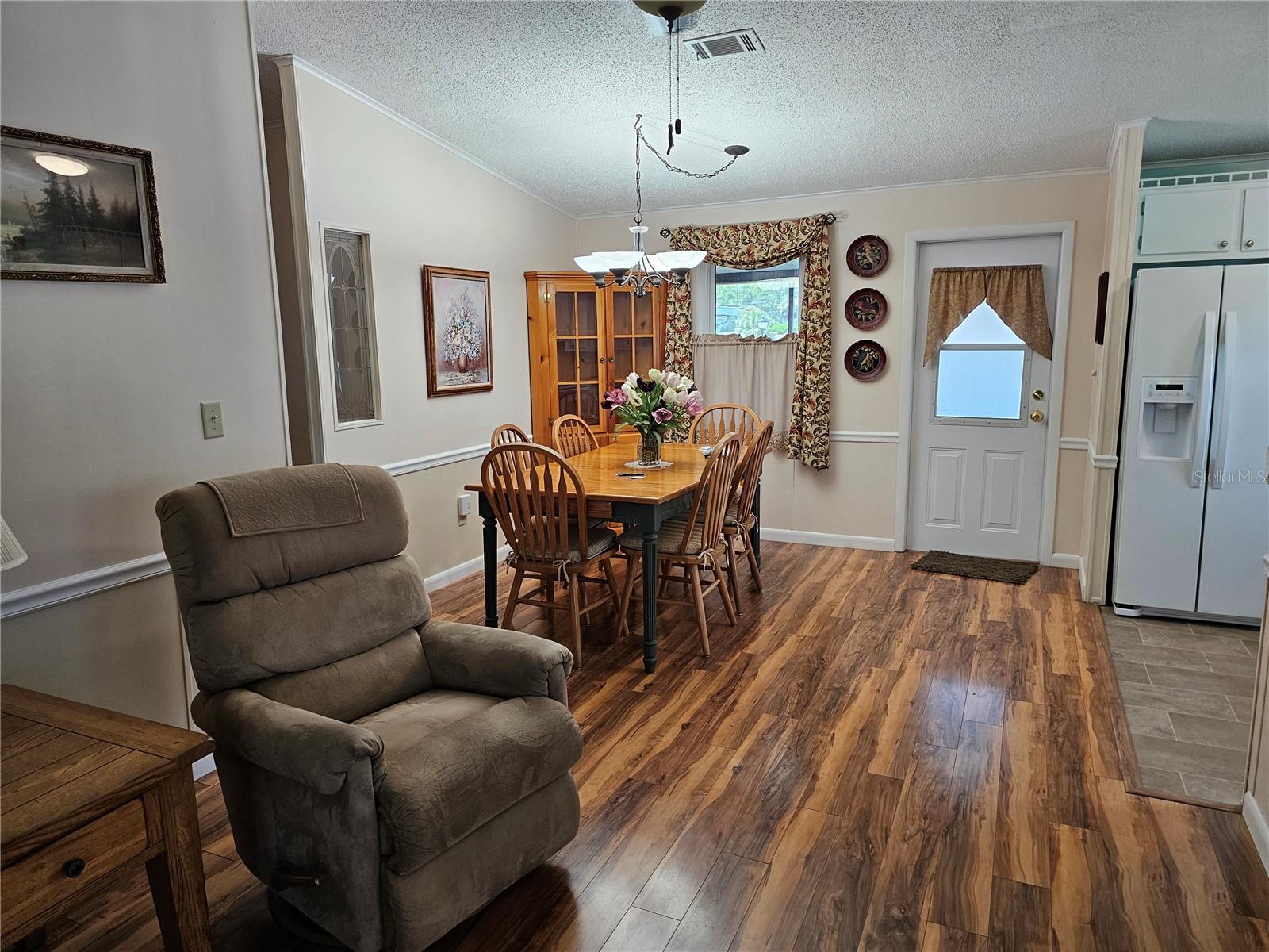 LADY LAKE ORANGE BLOSSOM GARDENS UNIT 06 - Residential