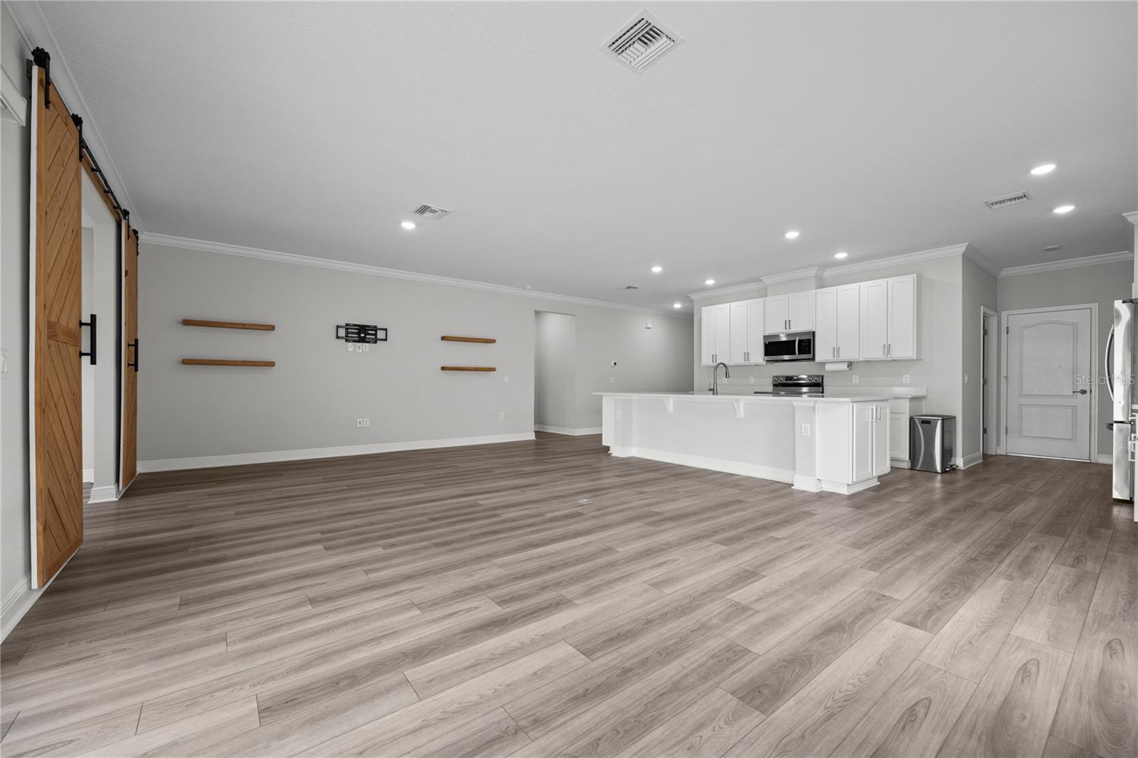 TARA ESTATES PB 37 PG 46 - Residential