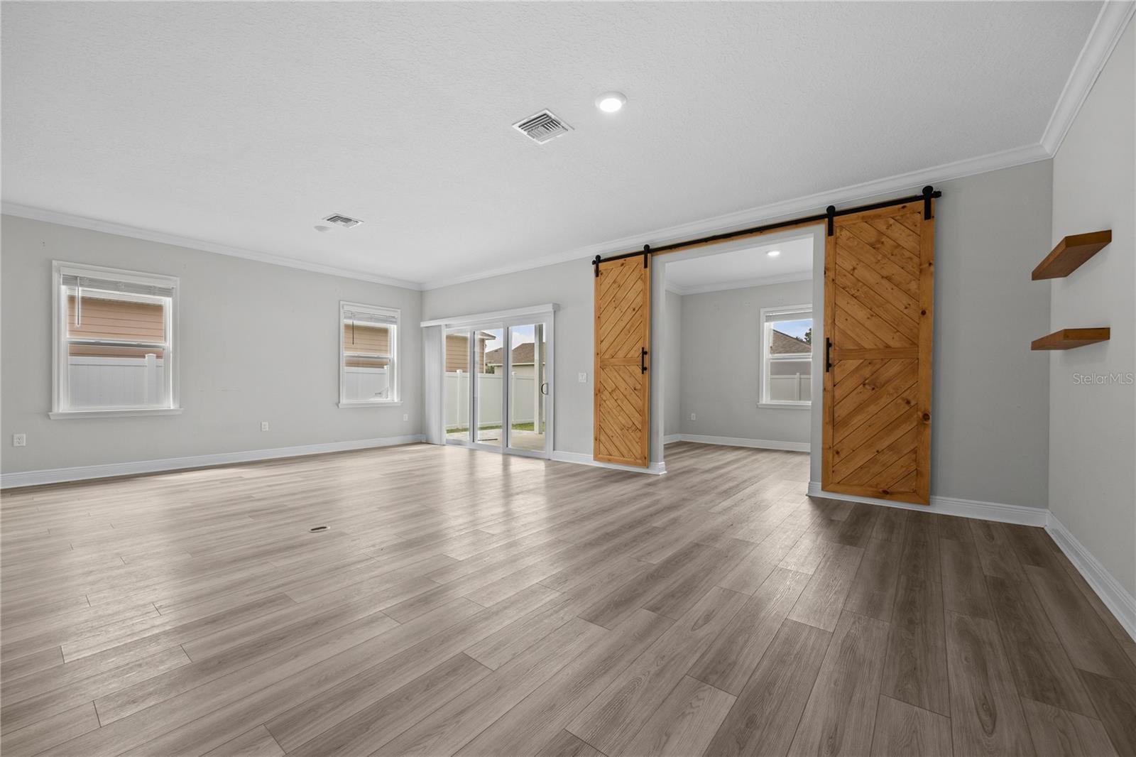 TARA ESTATES PB 37 PG 46 - Residential