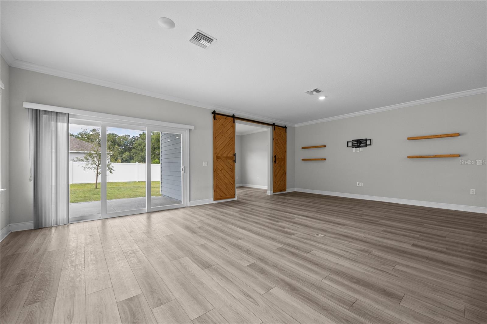 TARA ESTATES PB 37 PG 46 - Residential