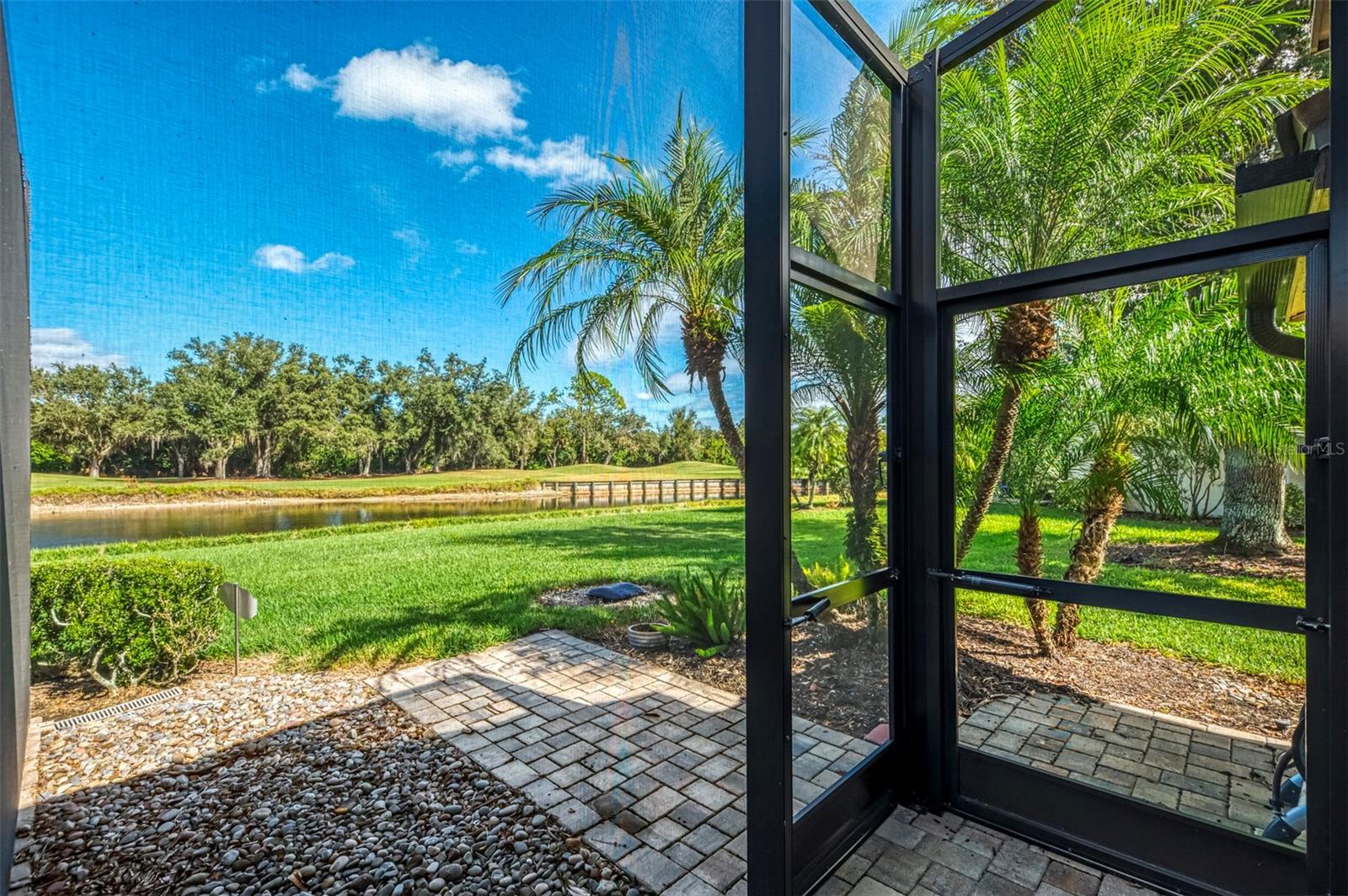 RIVERWOOD - Residential