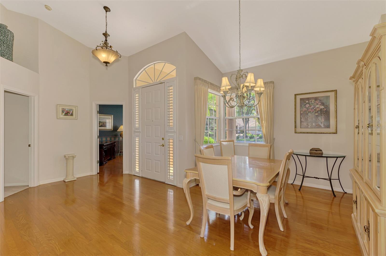 RIVERWOOD - Residential