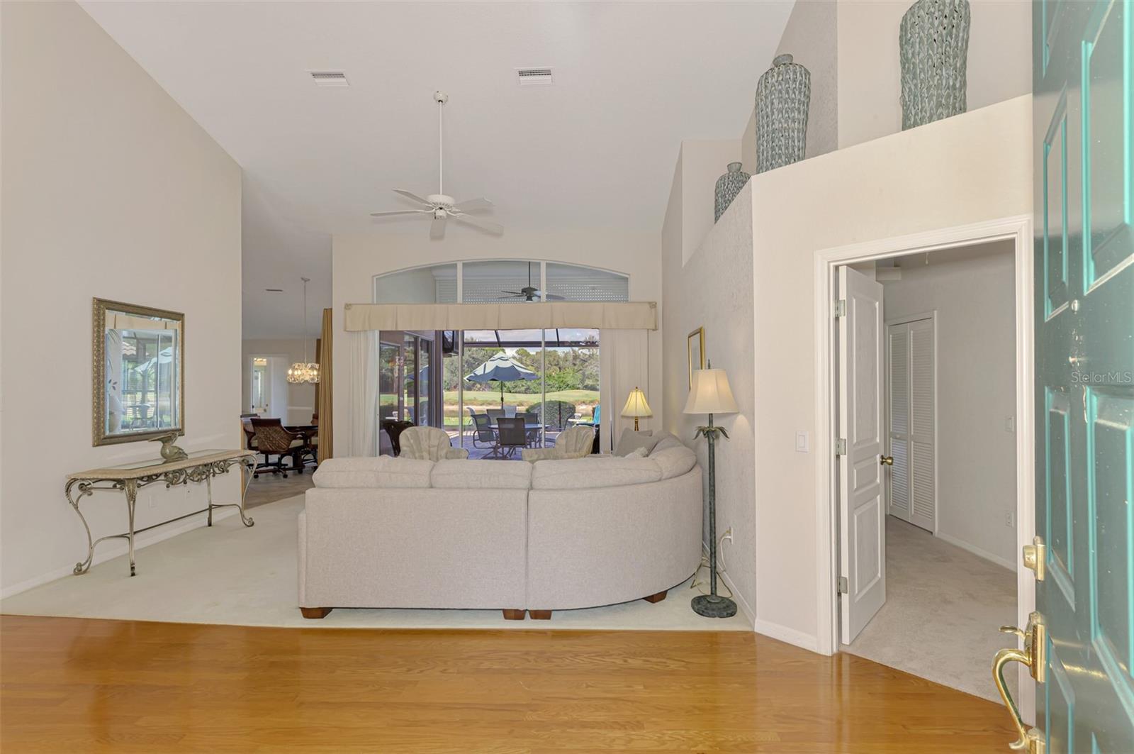 RIVERWOOD - Residential