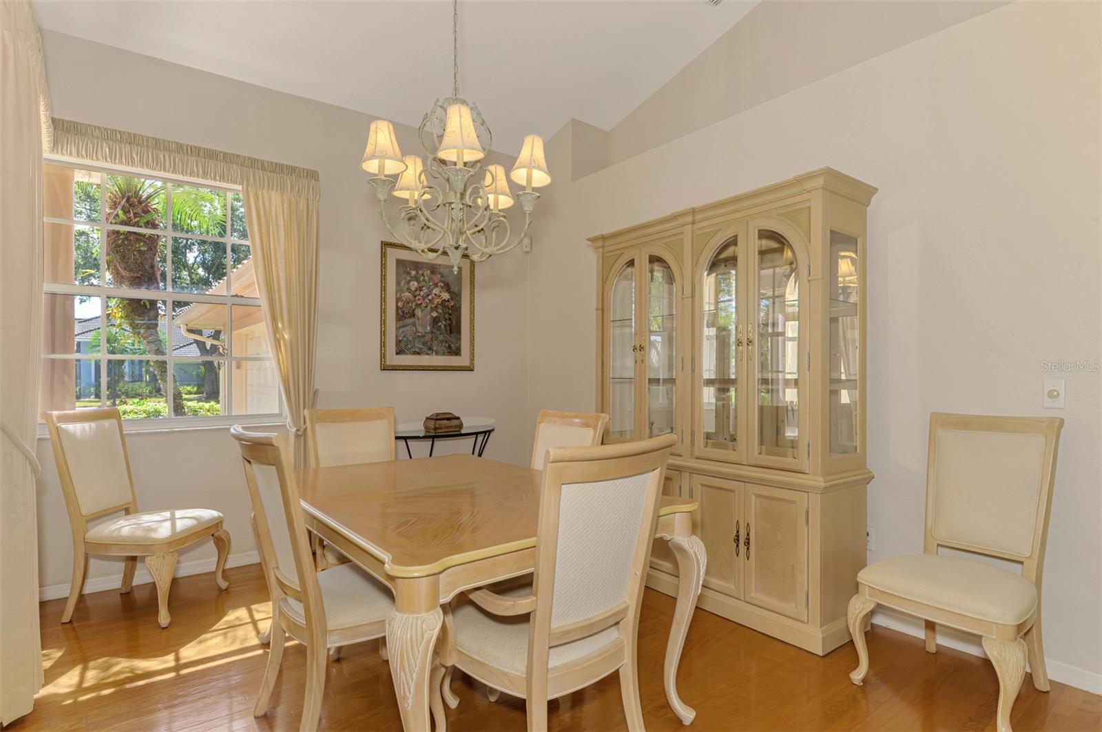 RIVERWOOD - Residential