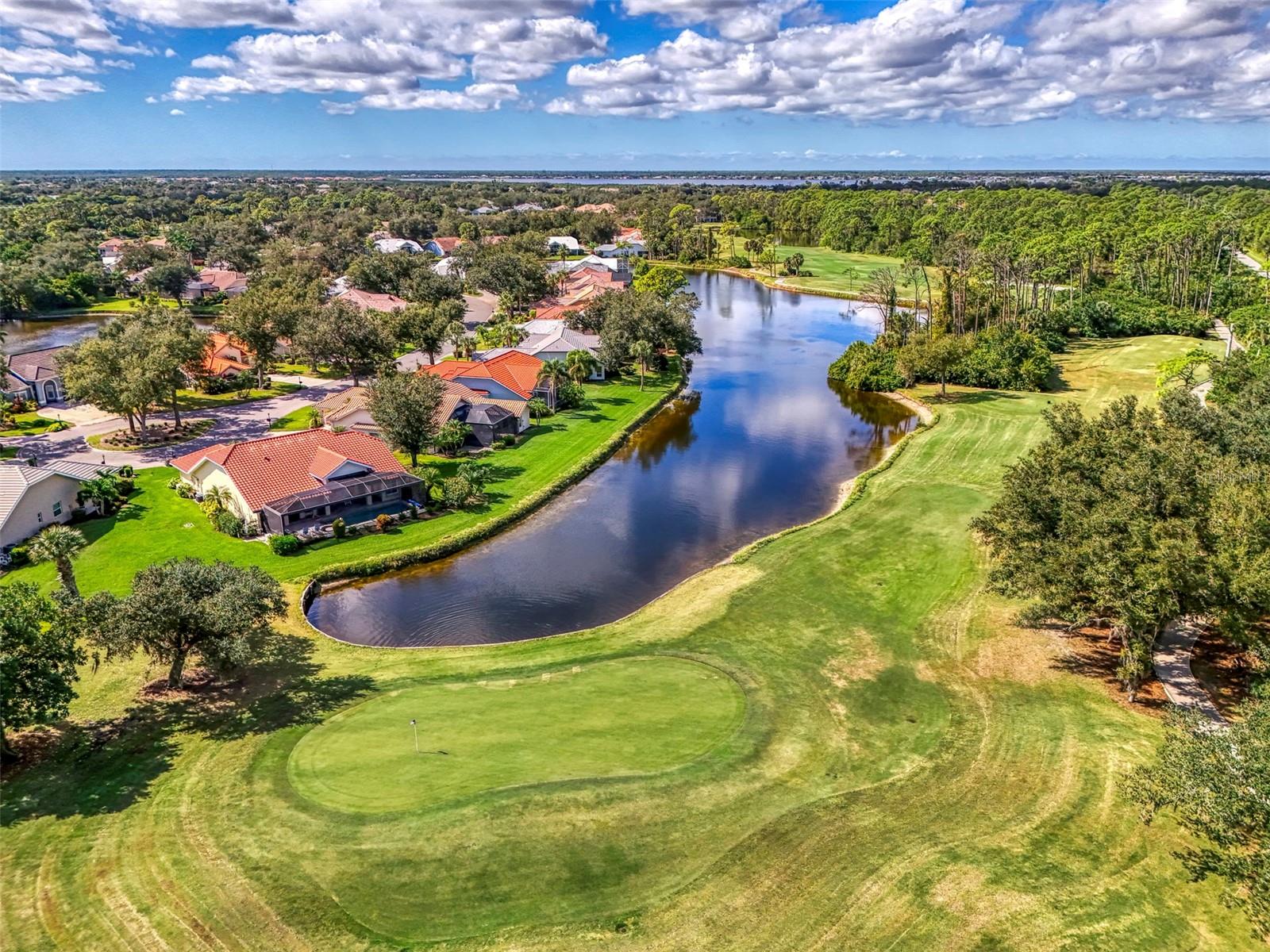 RIVERWOOD - Residential