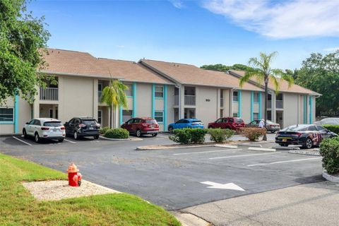 Condominium in SEMINOLE FL 8151 HEATHERWOOD DRIVE.jpg