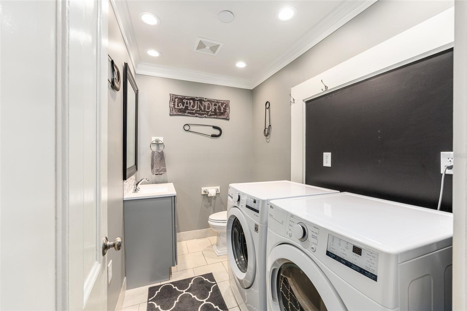 GLENVIEW - Residential