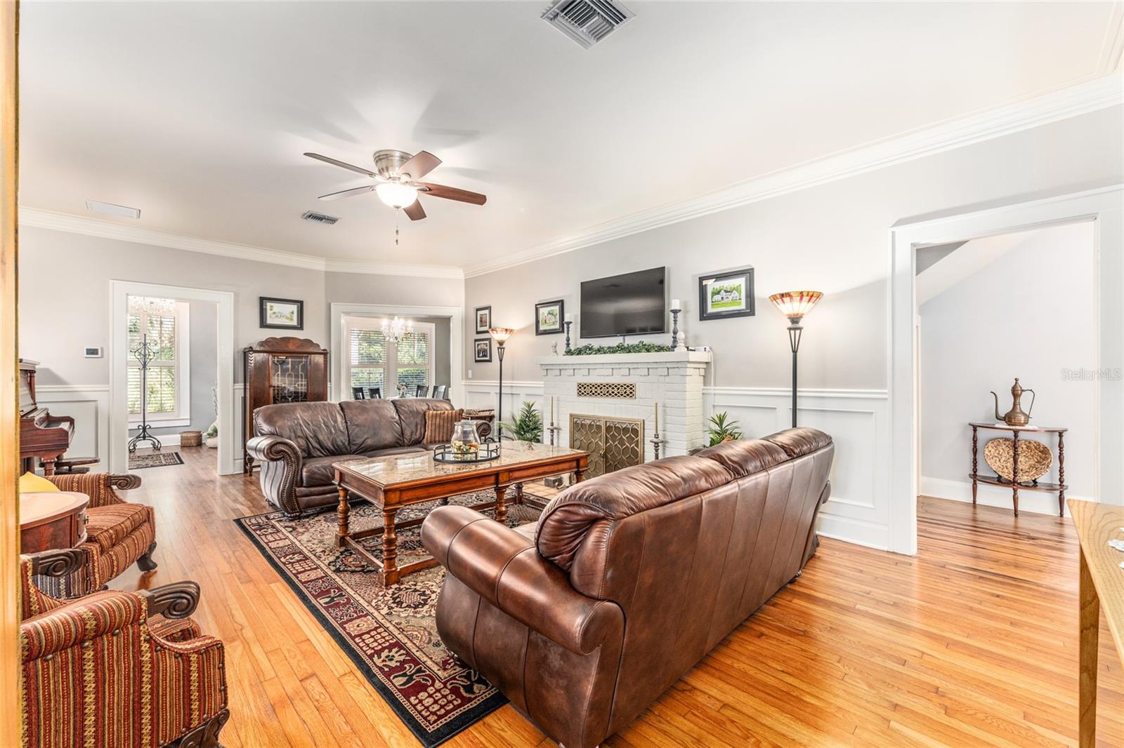 GLENVIEW - Residential