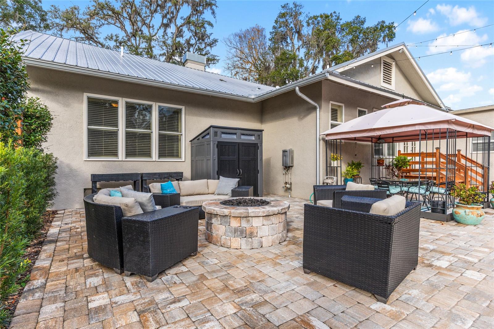 GLENVIEW - Residential