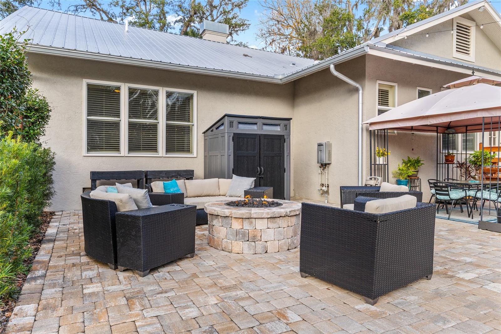 GLENVIEW - Residential