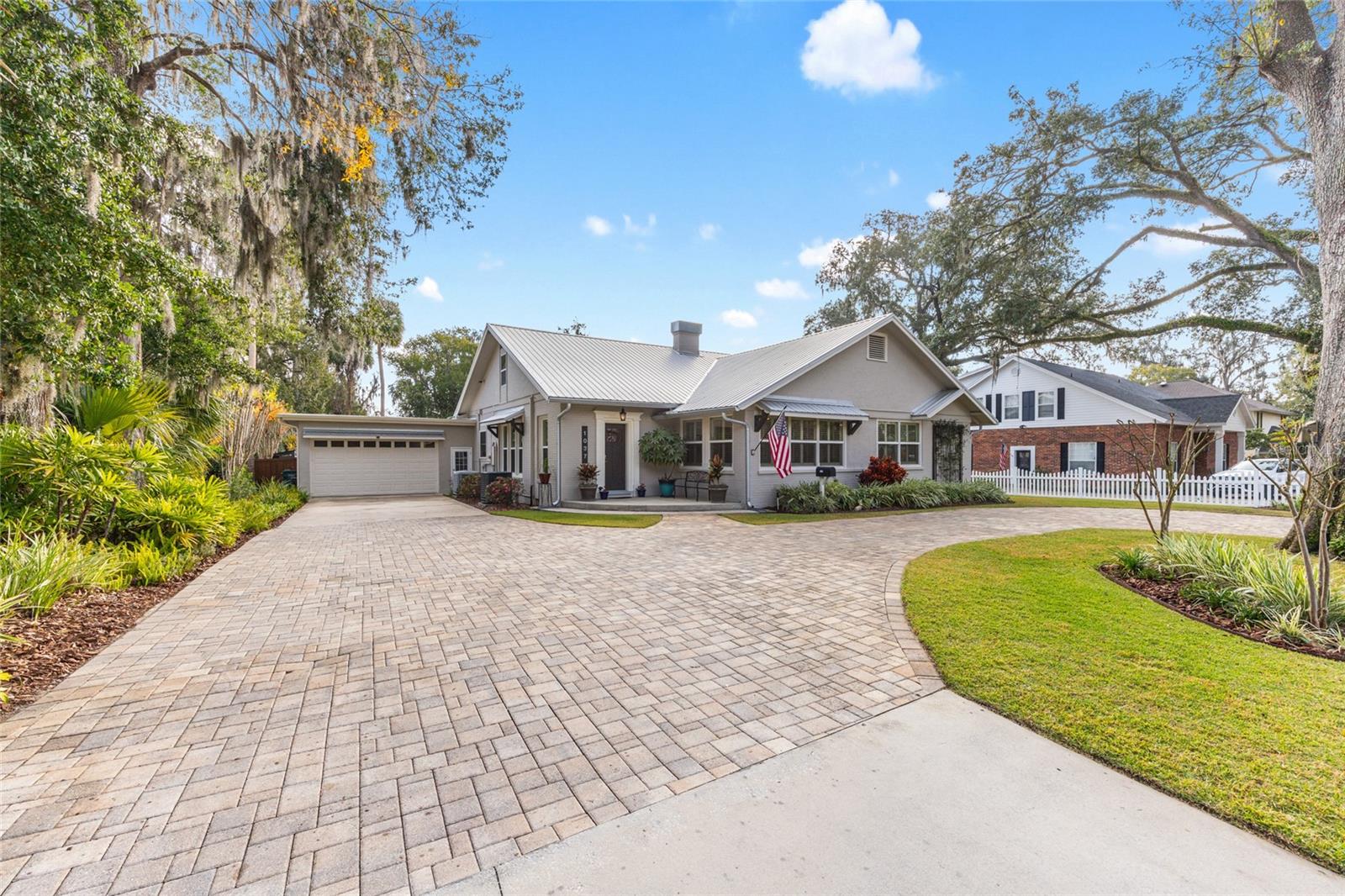 GLENVIEW - Residential