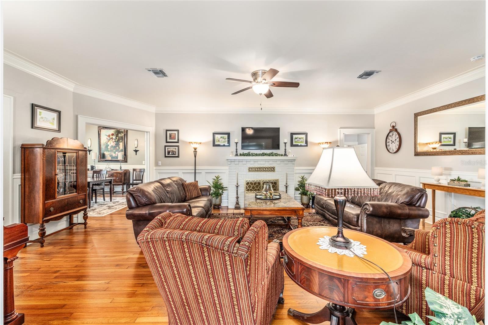 GLENVIEW - Residential