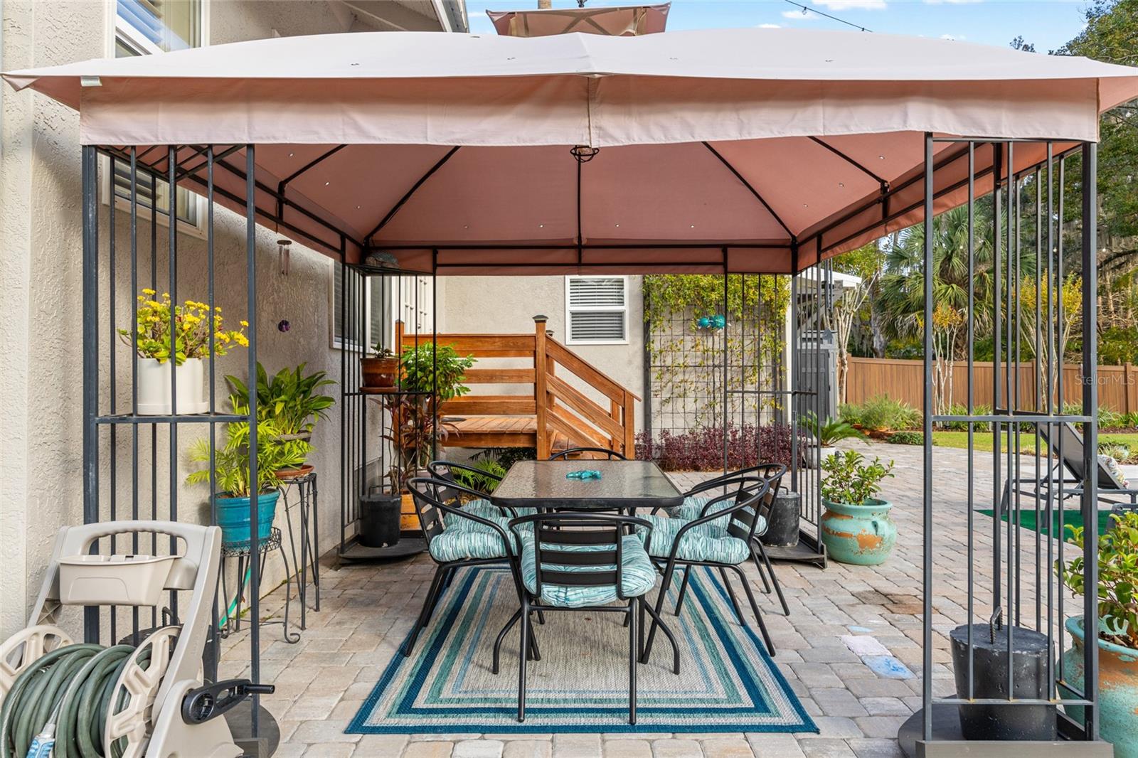 GLENVIEW - Residential