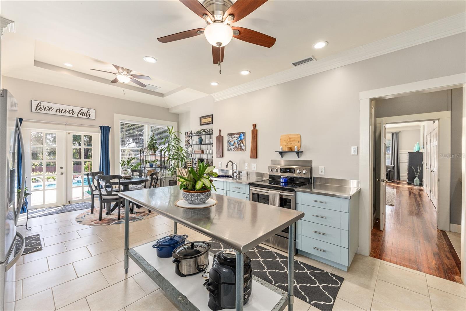 GLENVIEW - Residential