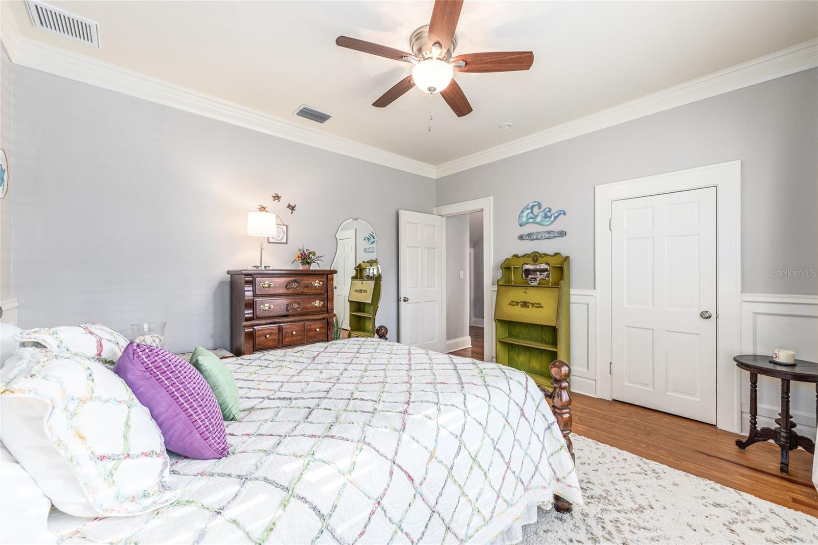 GLENVIEW - Residential