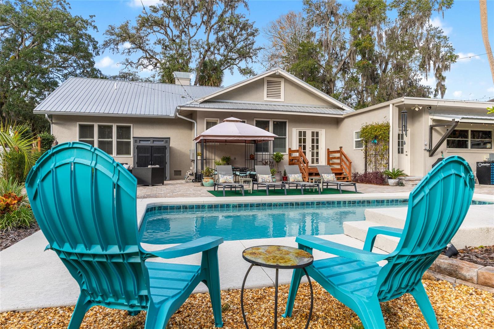 GLENVIEW - Residential