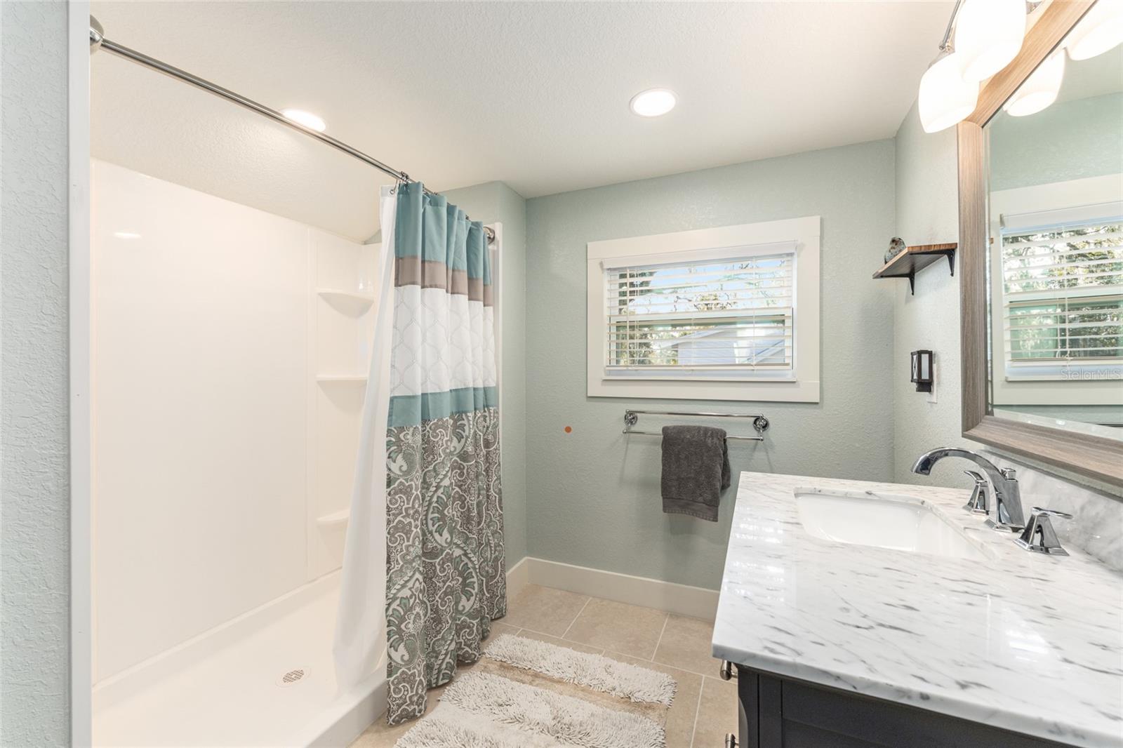 GLENVIEW - Residential