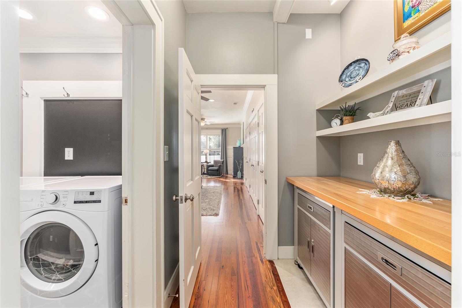 GLENVIEW - Residential