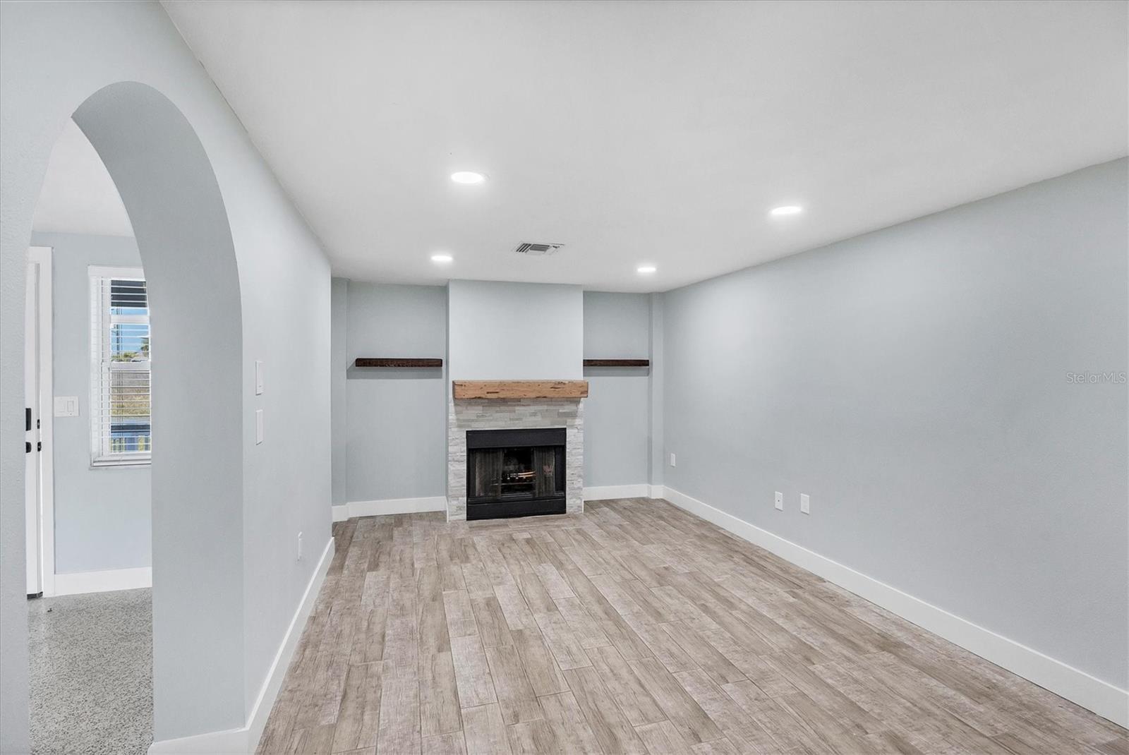 ALSTON HASTE - Residential