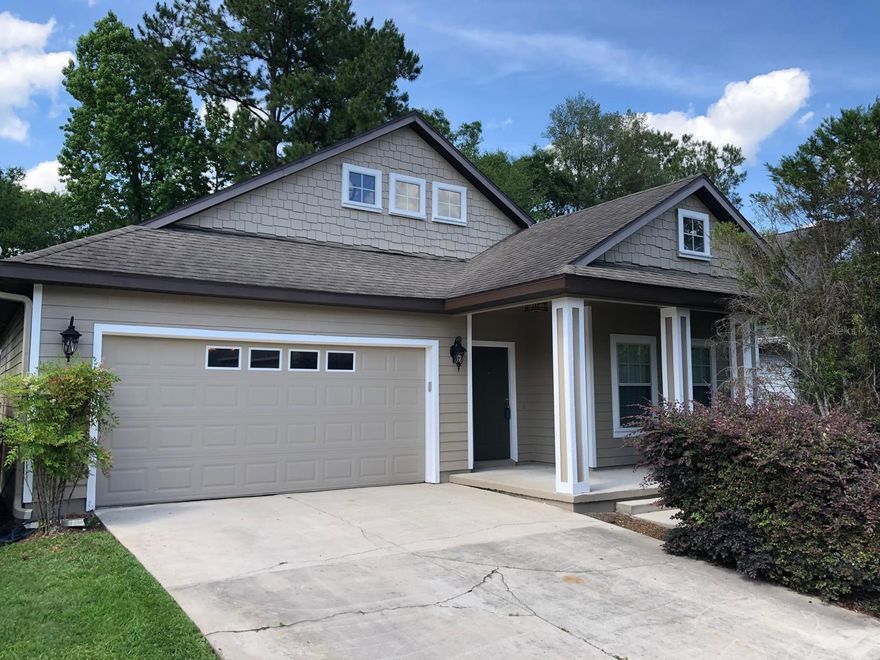 Welcome to 9964 Northwest 22nd Road in Gainesville, Florida! This charming three-bedroom, two-bath single-family home, built in 2006, combines comfort and style. The property features UPGRADED appliances and UPDATED flooring throughout, ensuring a modern, carpet free environment. The open-concept kitchen seamlessly flows into the spacious living area, creating an inviting atmosphere perfect for entertaining. The well-manicured, fenced-in yard is surrounded by beautiful trees, offering both privacy and serenity. Plus, the sellers are considering a NEW ROOF for the future buyer, adding even more value to this wonderful home. This home is located near so many amazing restaurants and shops. You are also less than a 9 minute drive to North Florida Hospital, and Less than a 17 minute drive to the University of Florida.
Don’t miss out on this gem in the beautiful Gainesville Community Ellis Park.