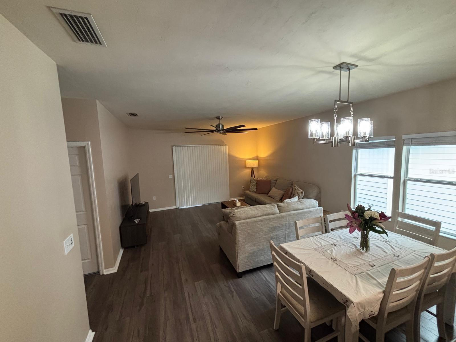 ELLIS PARK - Residential