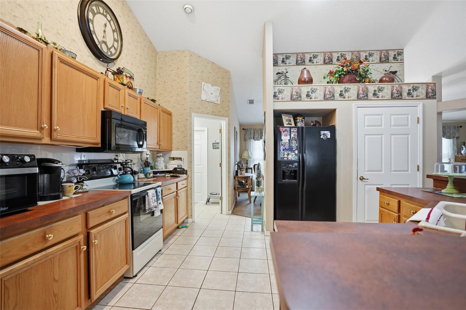 SPRING HILL - Residential