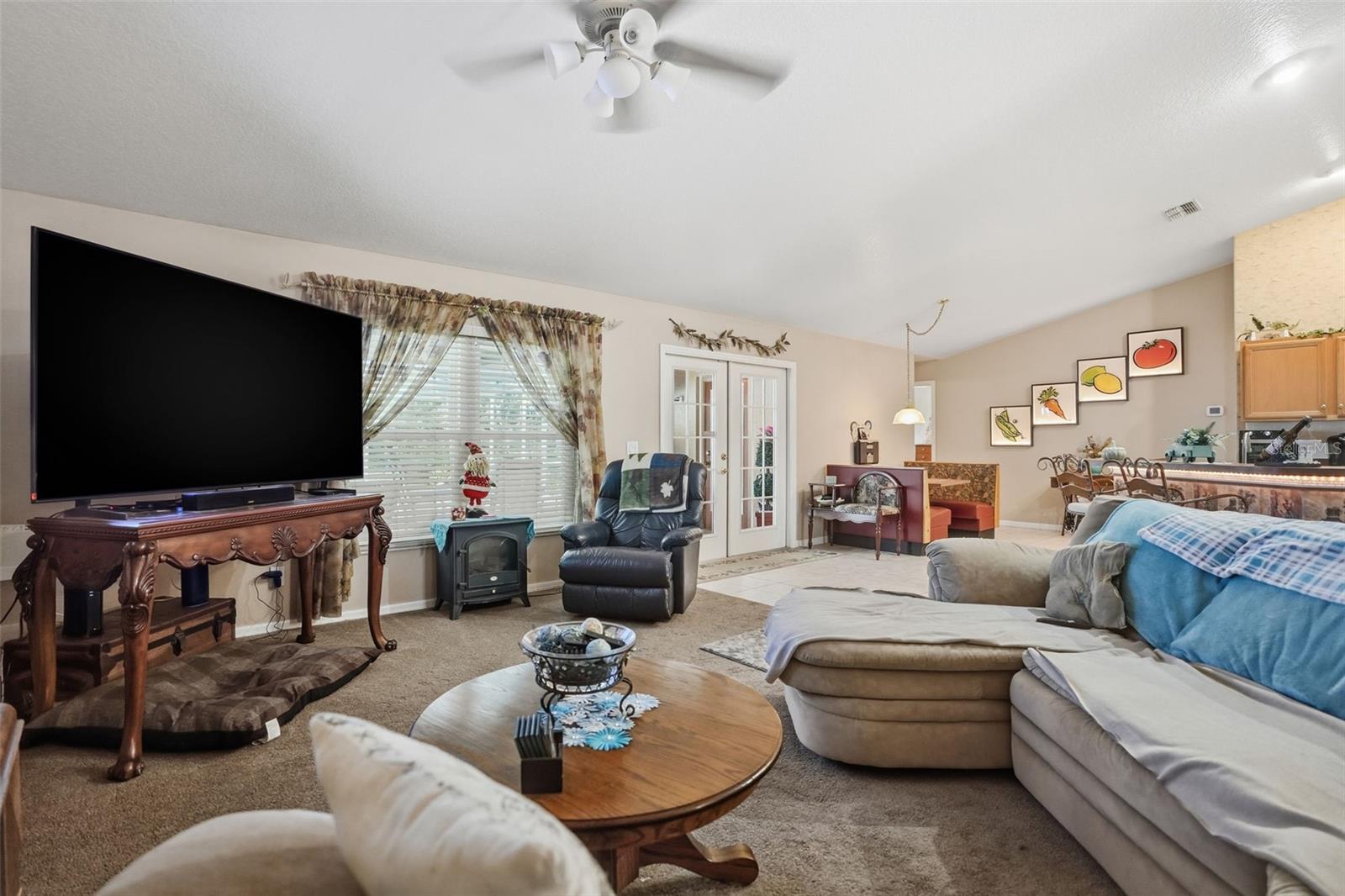 SPRING HILL - Residential