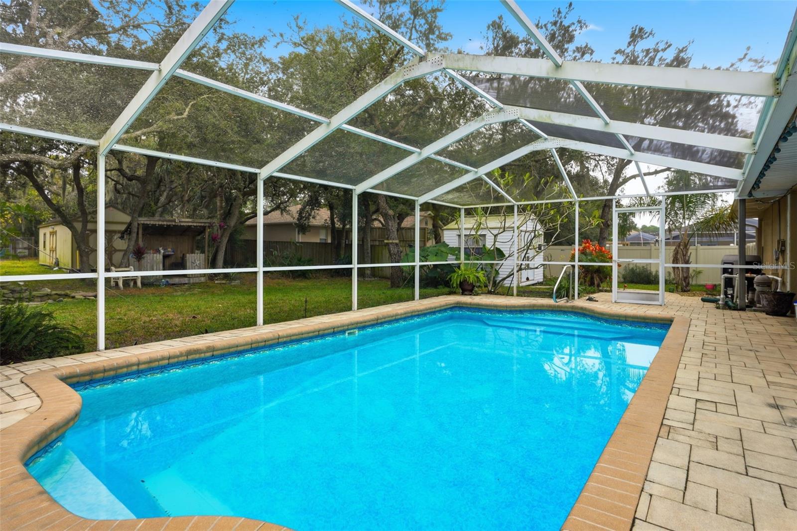 SPRING HILL - Residential