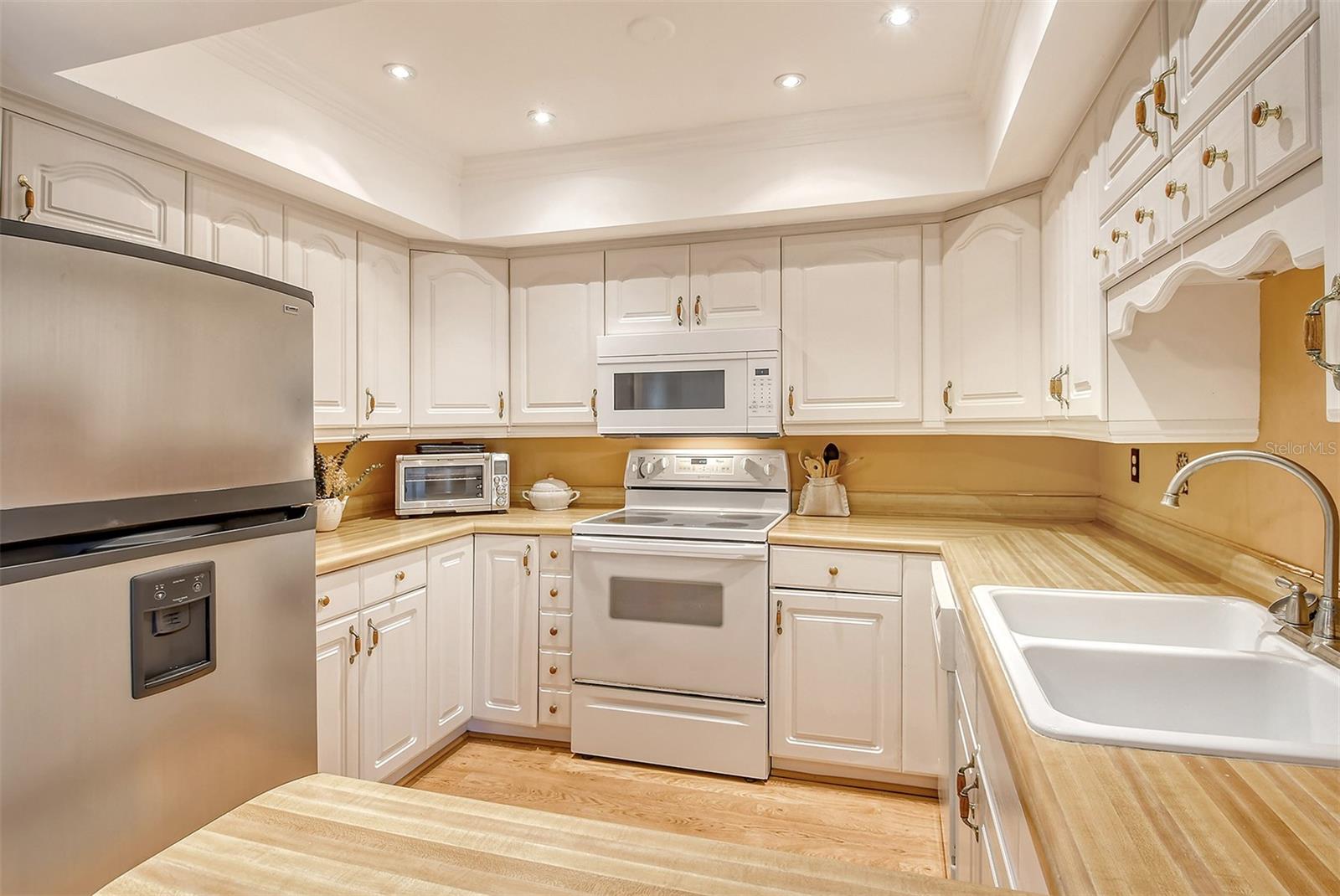 PELICAN COVE I - Residential