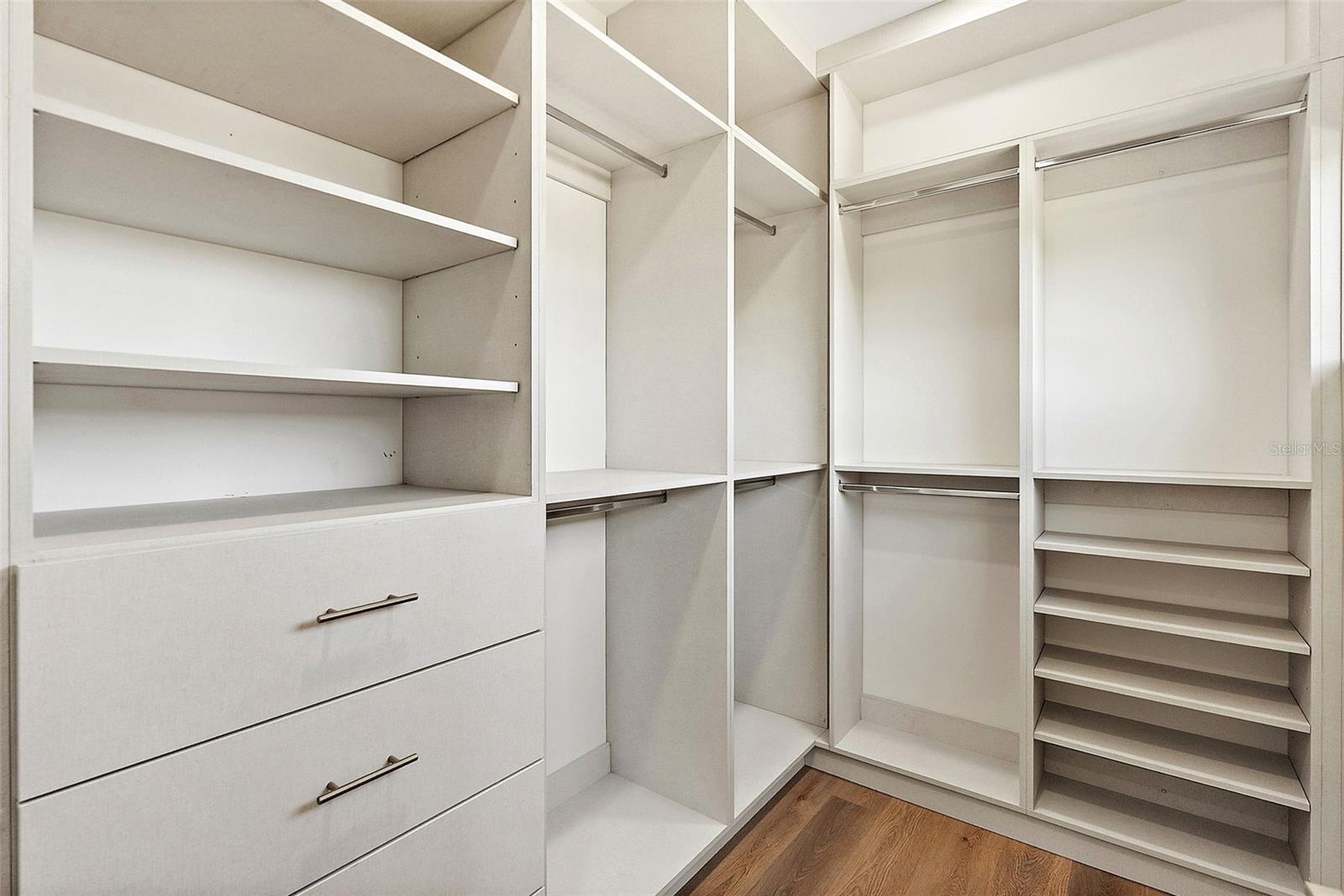 MIDWAY - Residential