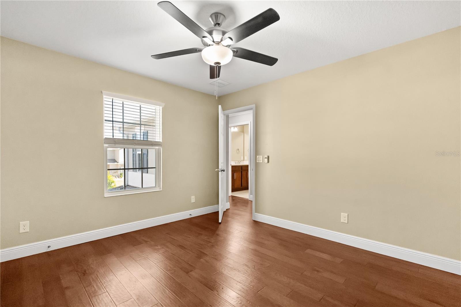 RIDGEVIEW PHASE 3 - Residential