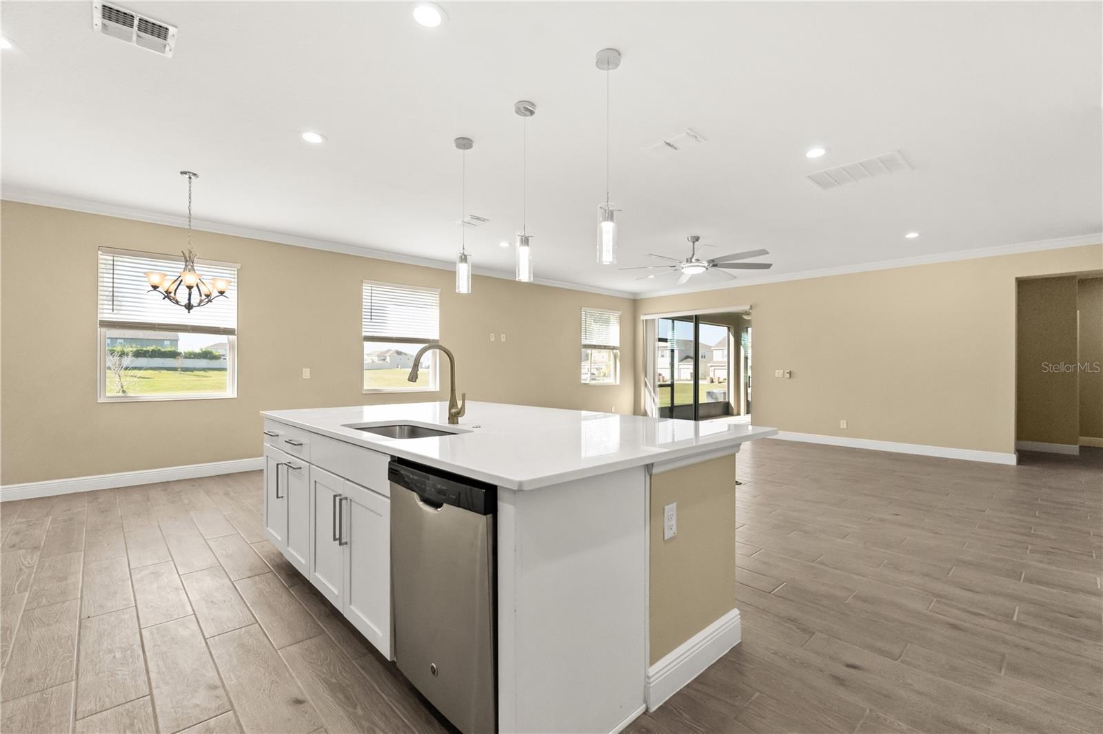 RIDGEVIEW PHASE 3 - Residential