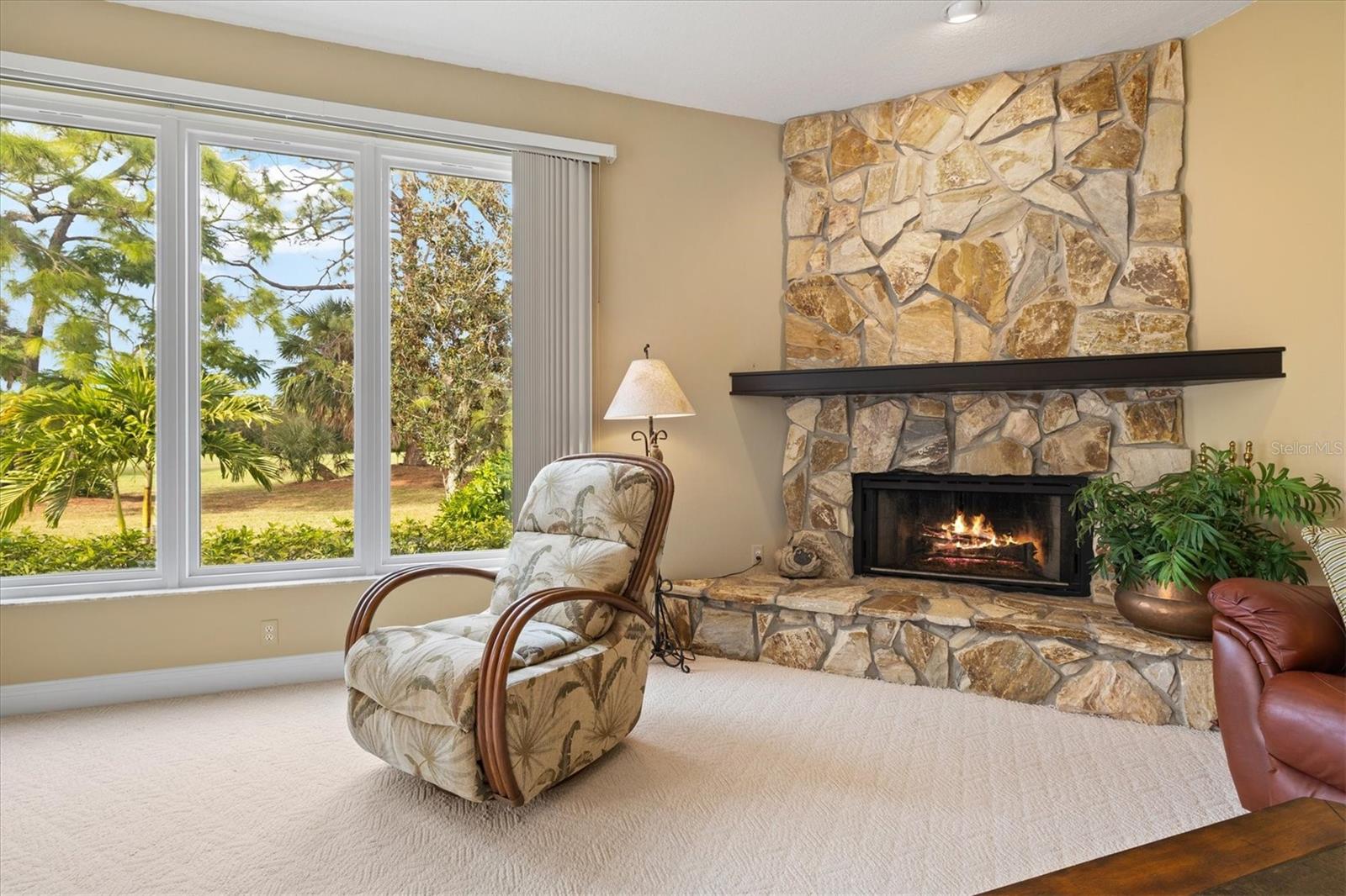 CALUSA LAKES - Residential