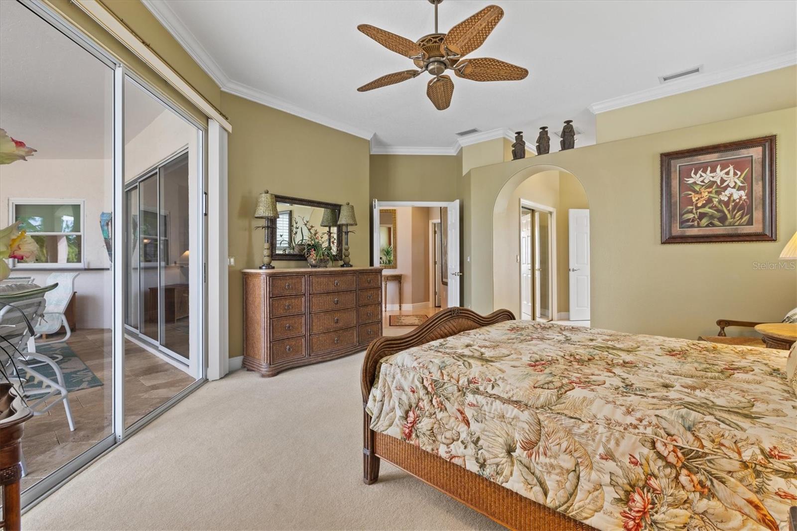 CALUSA LAKES - Residential