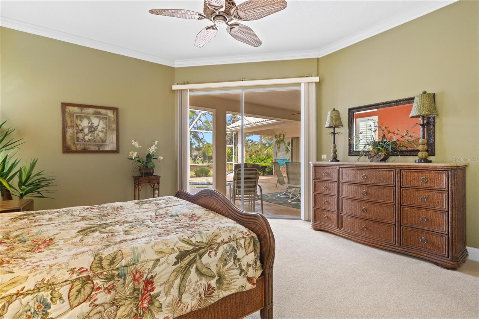 CALUSA LAKES - Residential