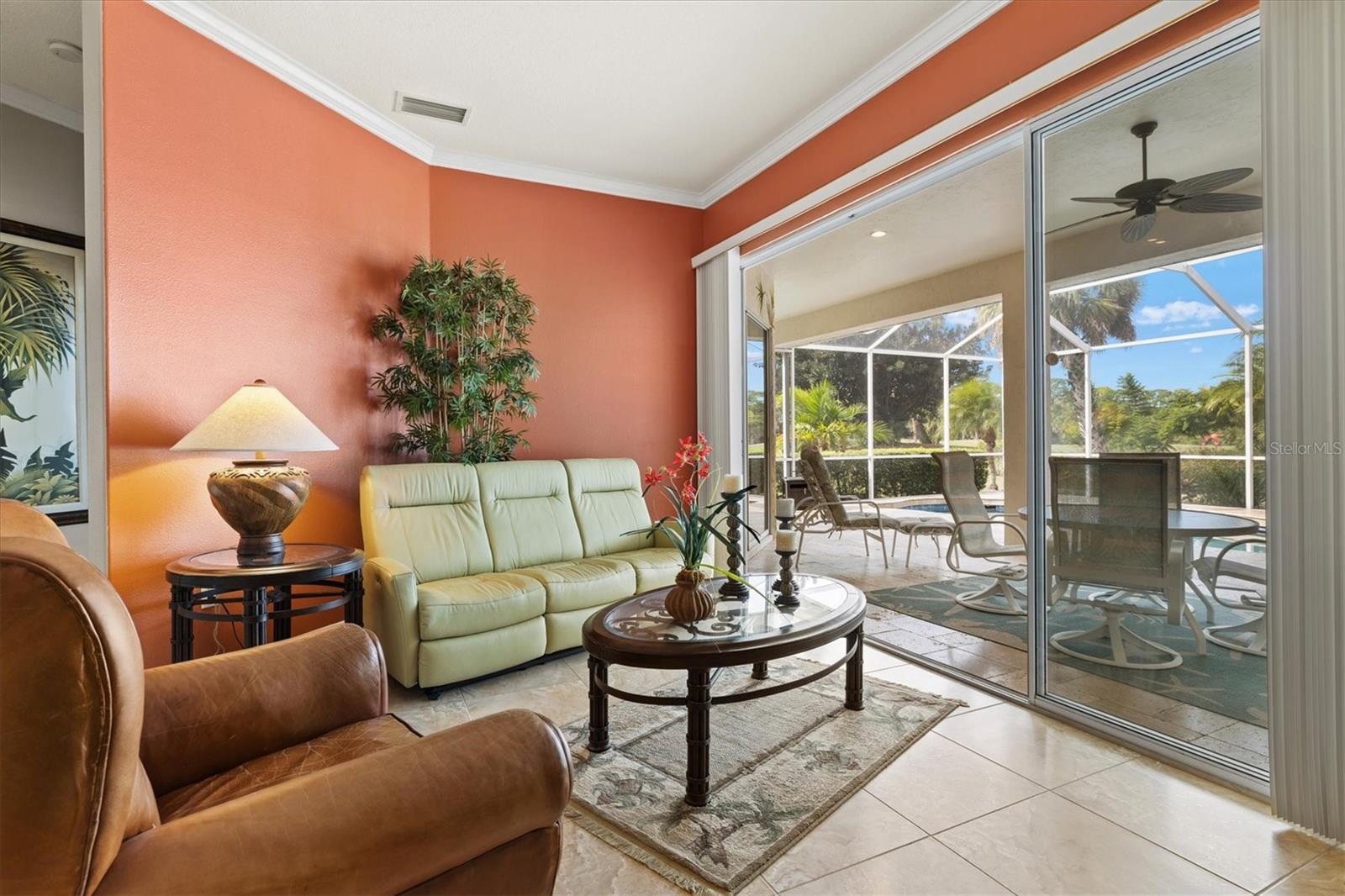 CALUSA LAKES - Residential