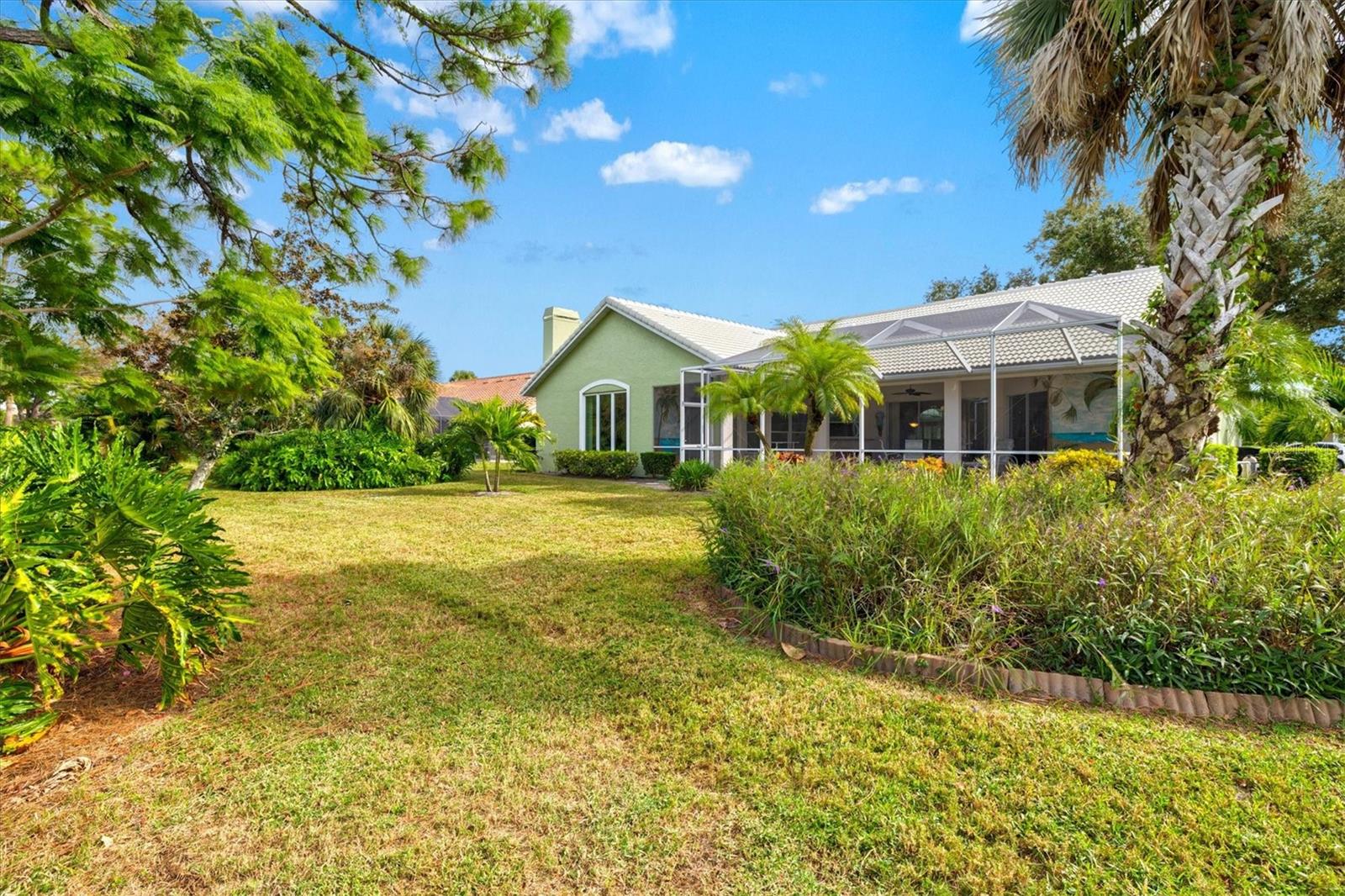 CALUSA LAKES - Residential