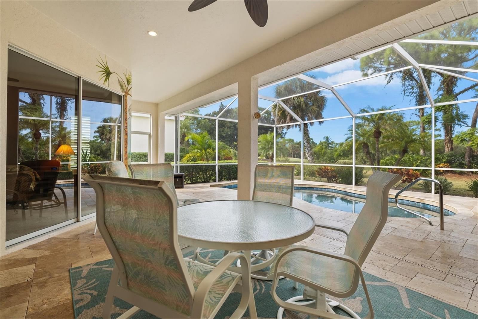 CALUSA LAKES - Residential