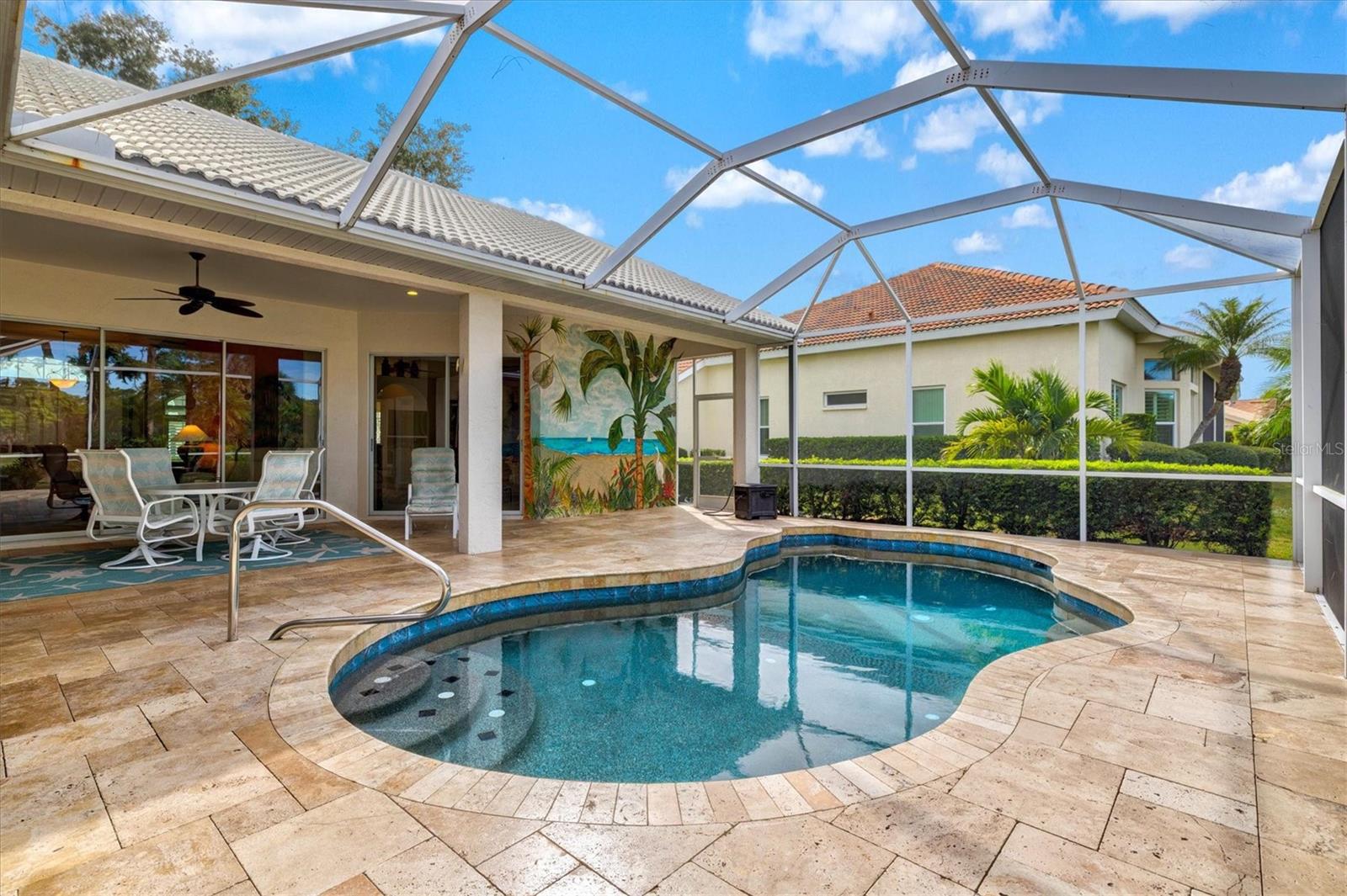 CALUSA LAKES - Residential