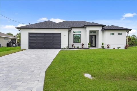 A home in NORTH PORT