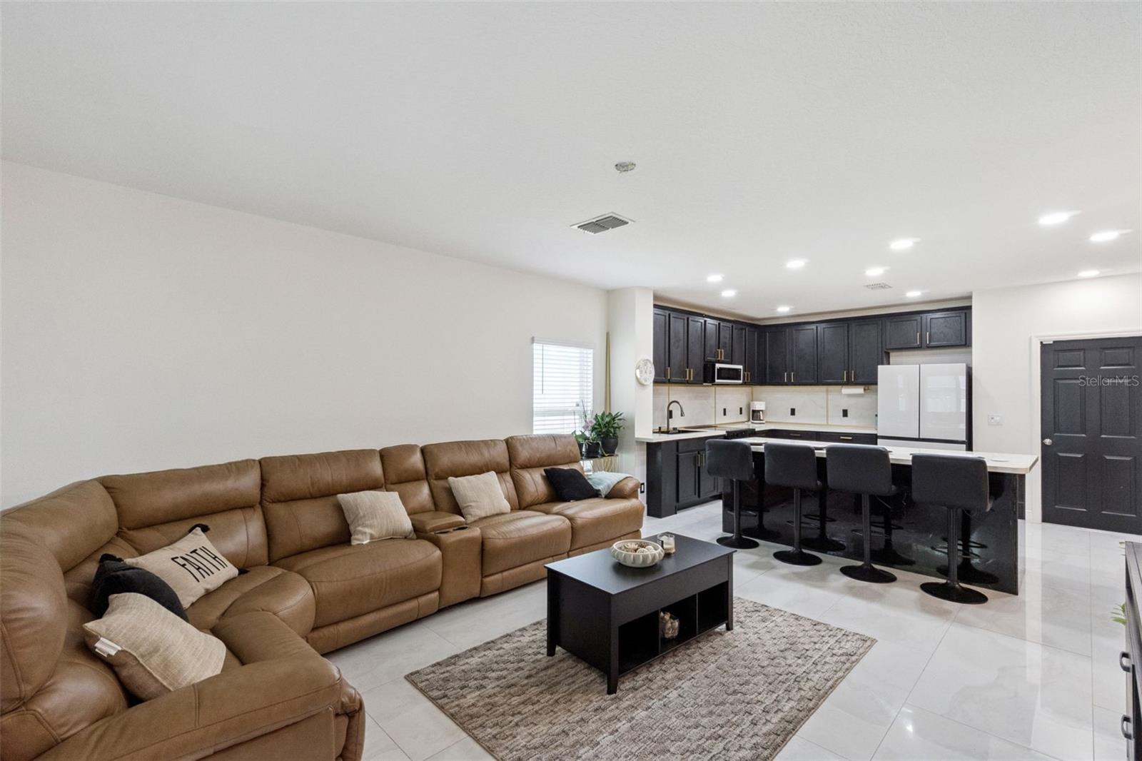 PINEWOOD GARDENS - Residential