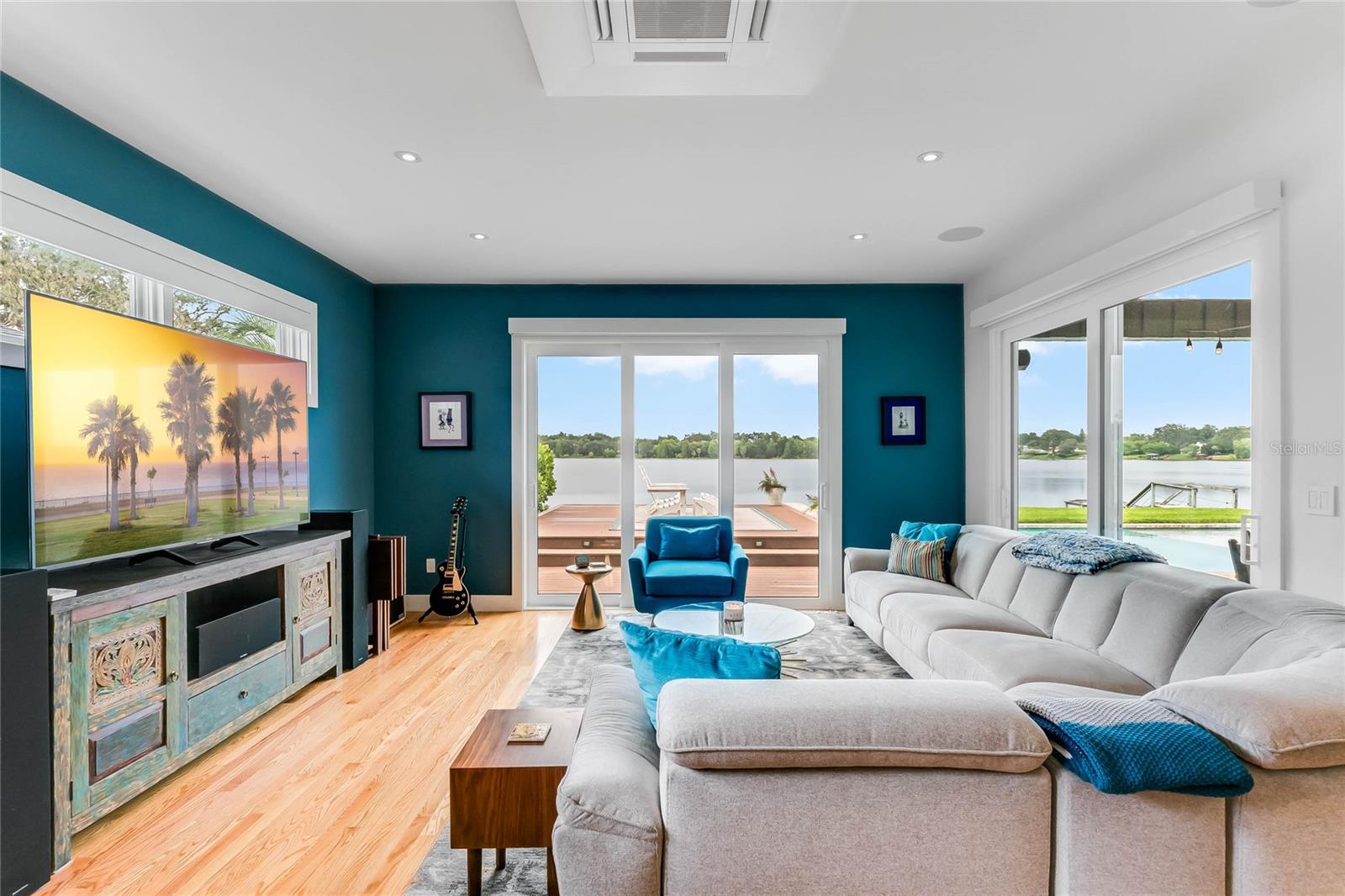 WATERBRIDGE - Residential