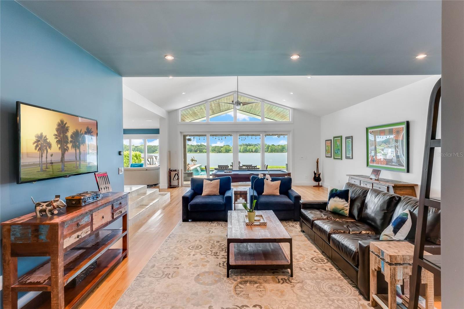 WATERBRIDGE - Residential