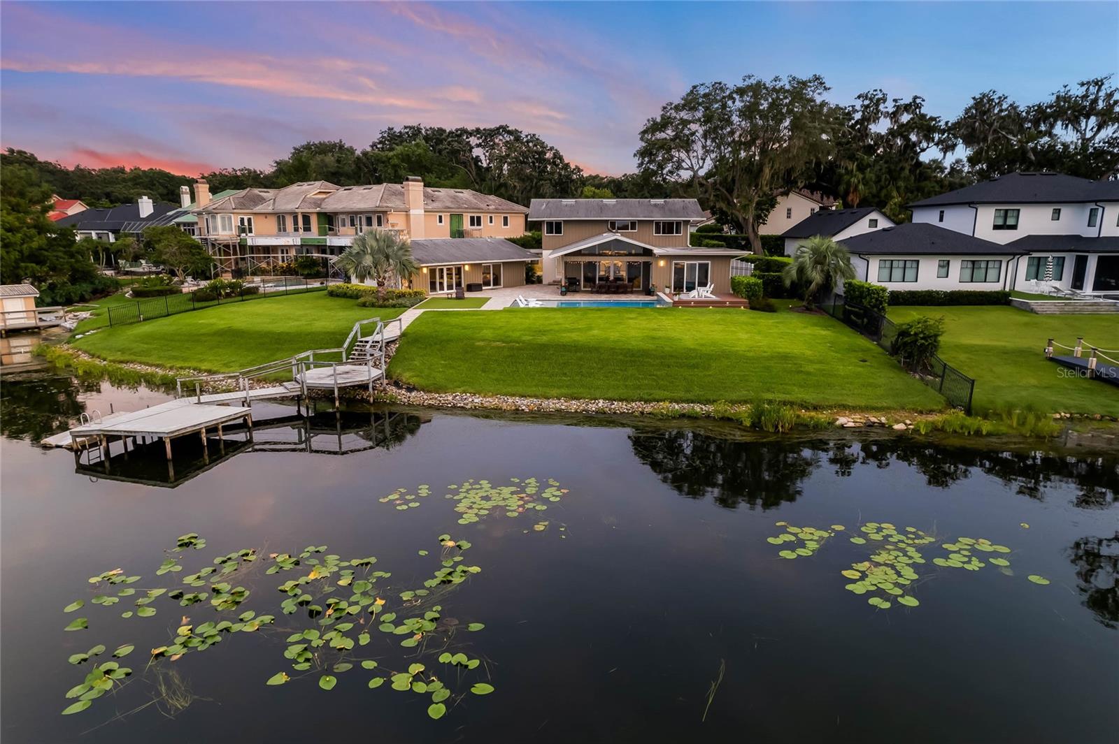 WATERBRIDGE - Residential