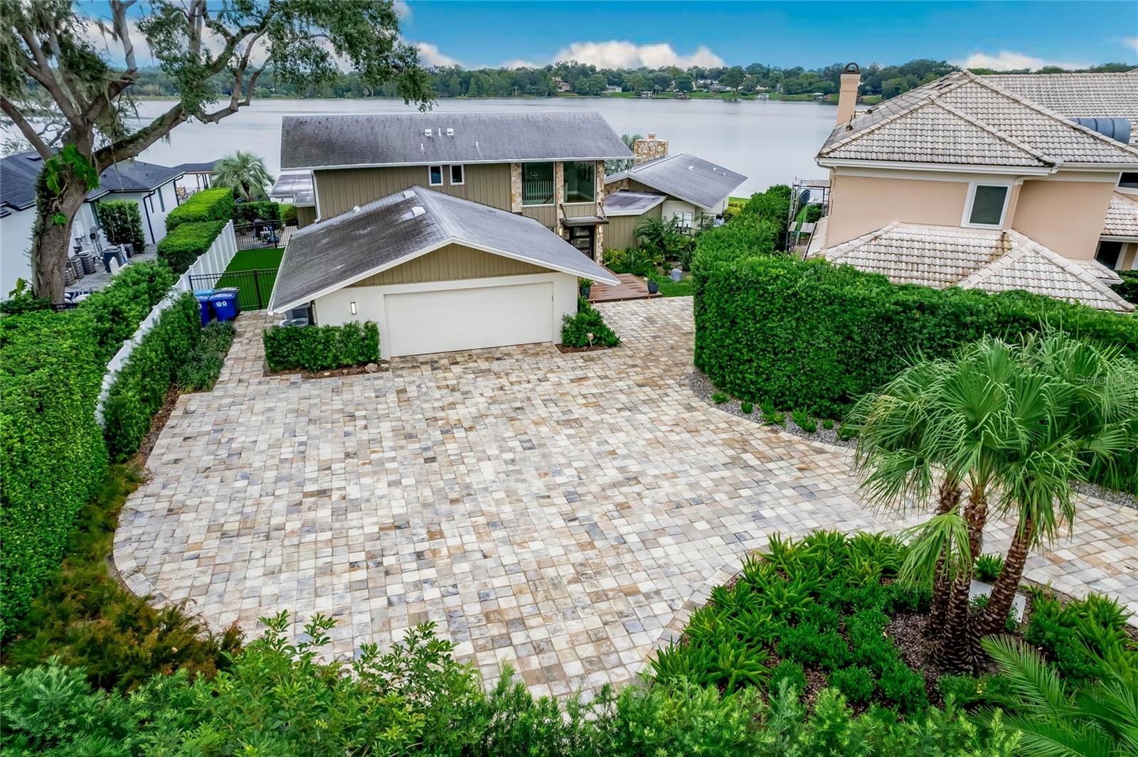 WATERBRIDGE - Residential