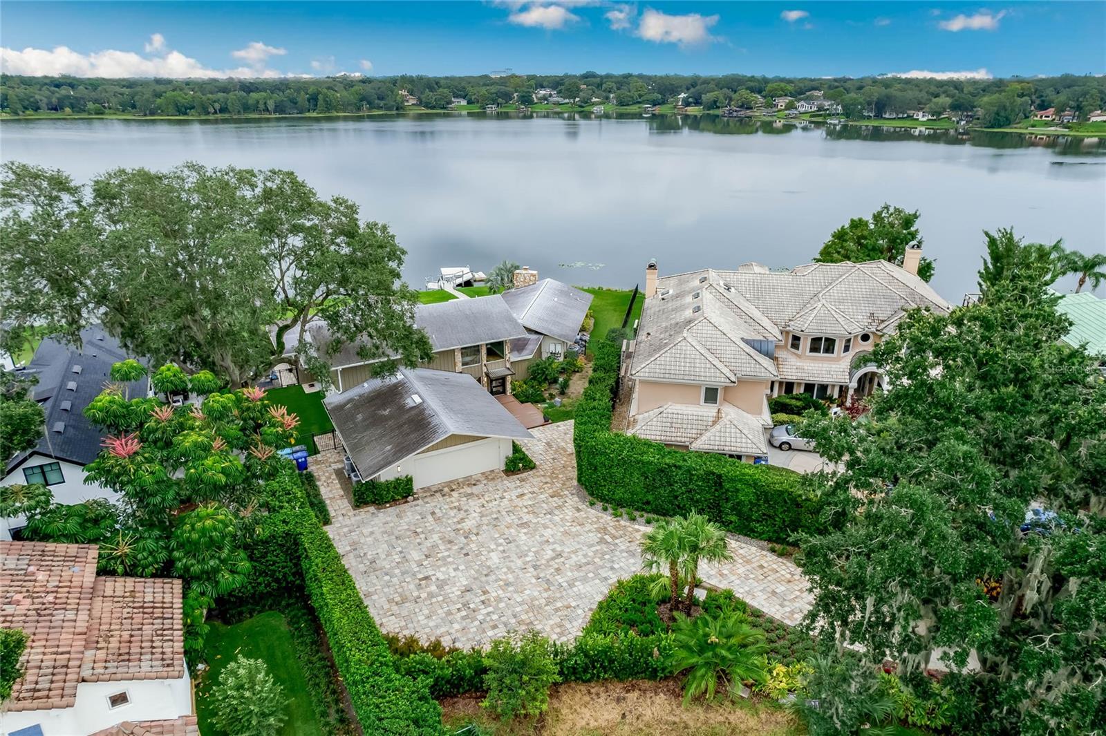 WATERBRIDGE - Residential