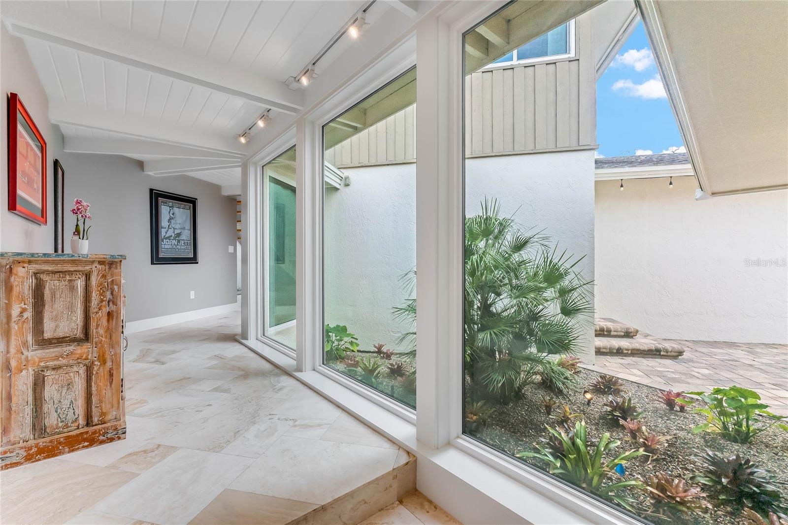 WATERBRIDGE - Residential